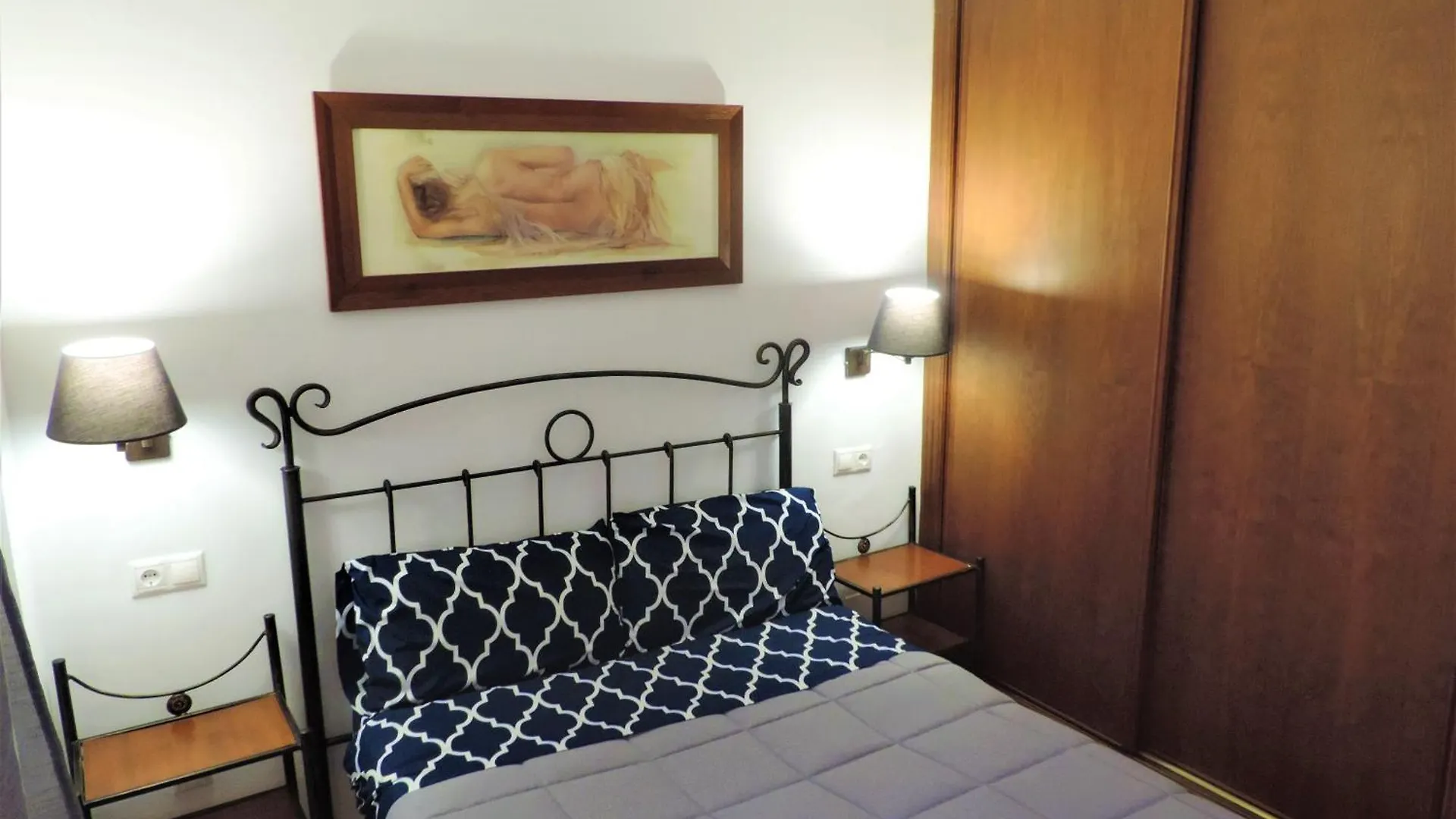 Aparthotel Apartamentos Caseria De Comares Granada