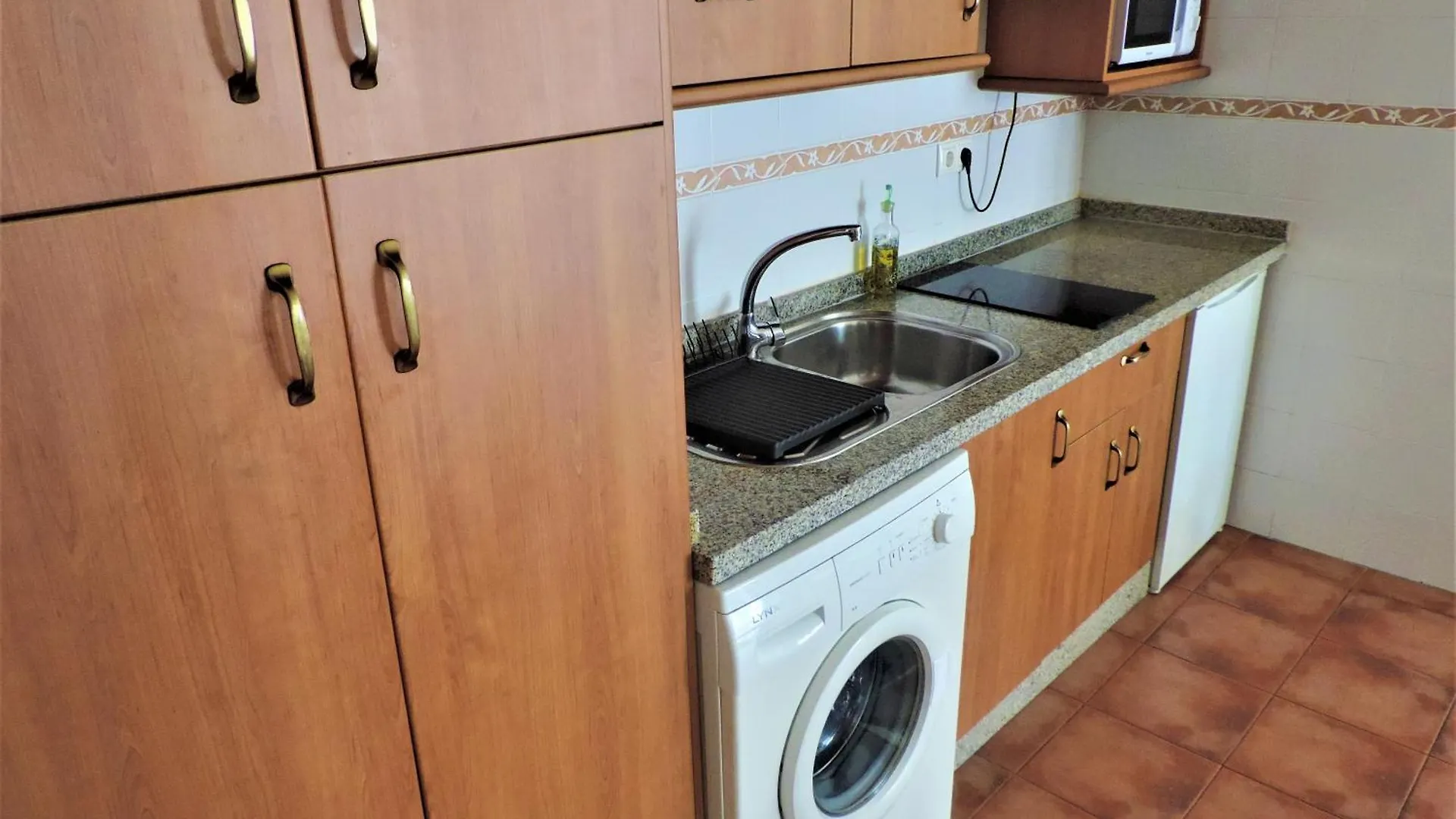 *** Aparthotel Apartamentos Caseria De Comares Granada Spain