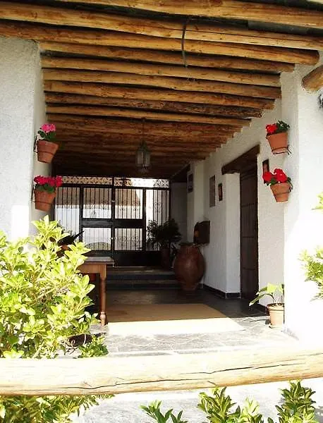 Apartamentos Caseria De Comares Granada 3*,