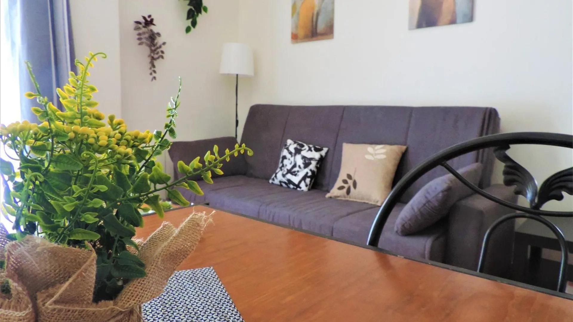 Apartamentos Caseria De Comares Granada Spain