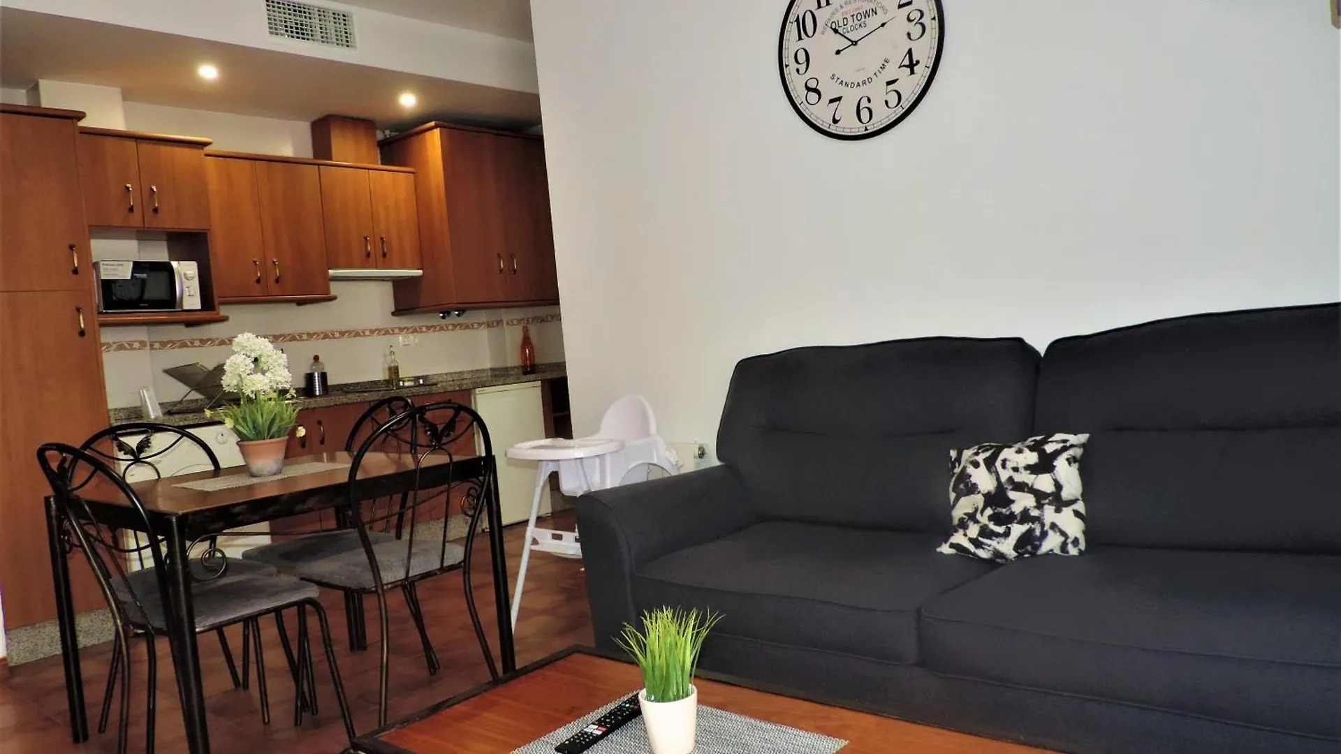Aparthotel Apartamentos Caseria De Comares Granada