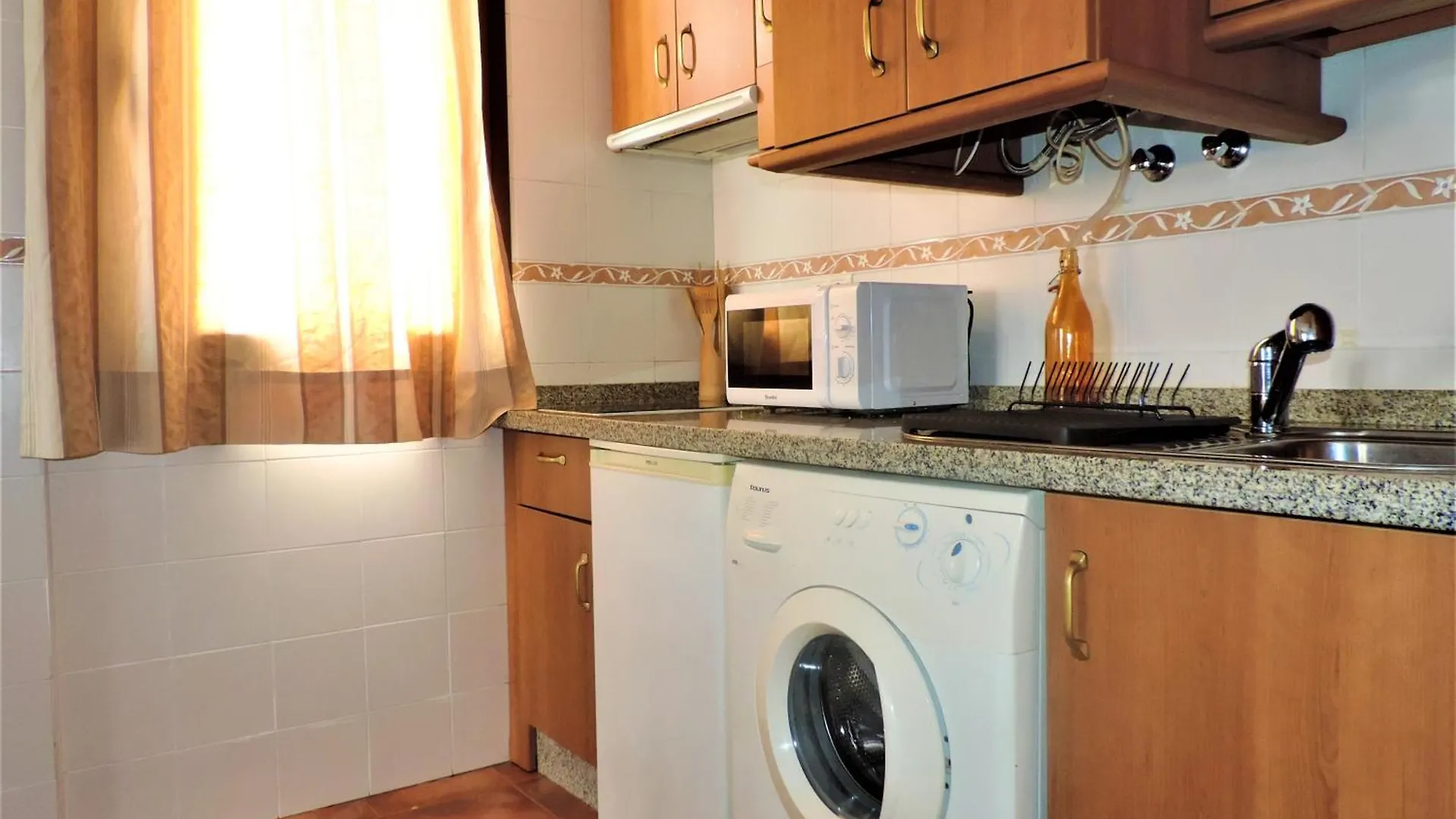 Apartamentos Caseria De Comares Granada