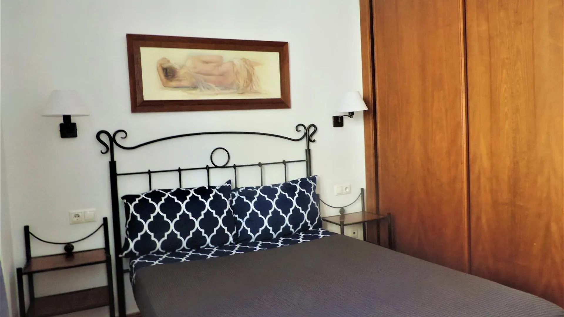 Apartahotel Apartamentos Caseria De Comares Granada