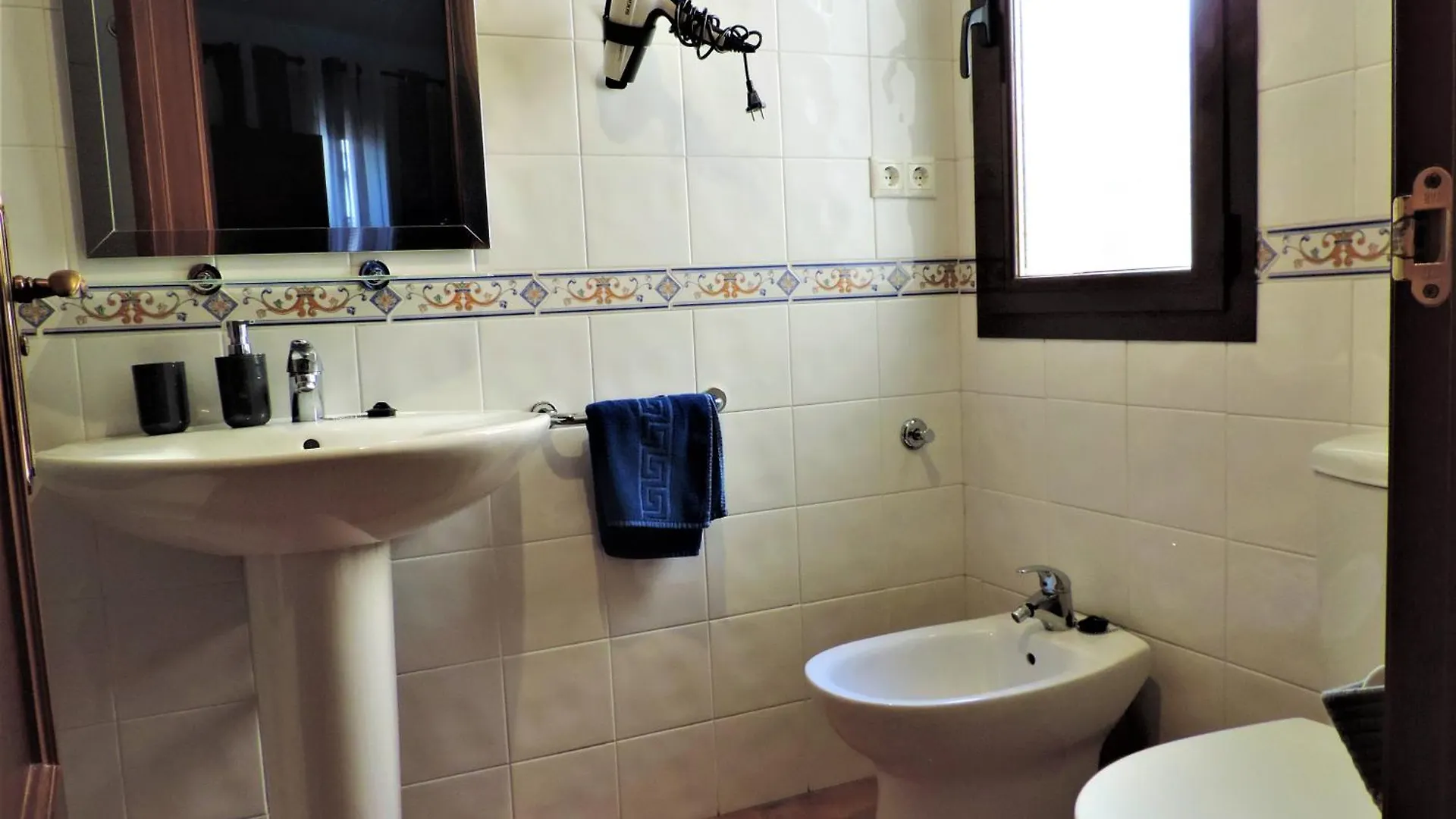 Apartamentos Caseria De Comares Granada